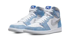 Air Jordan 1 Retro High OG Hyper Royal