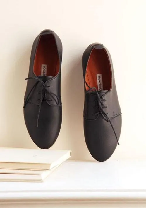 AMIRA Oxford Shoes - Classic Black