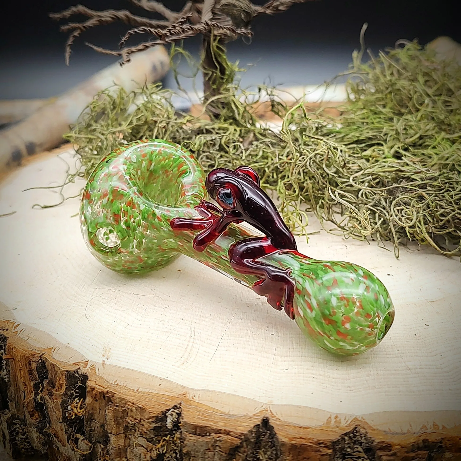 Frog Frit Hand Pipe (Ready to Ship)