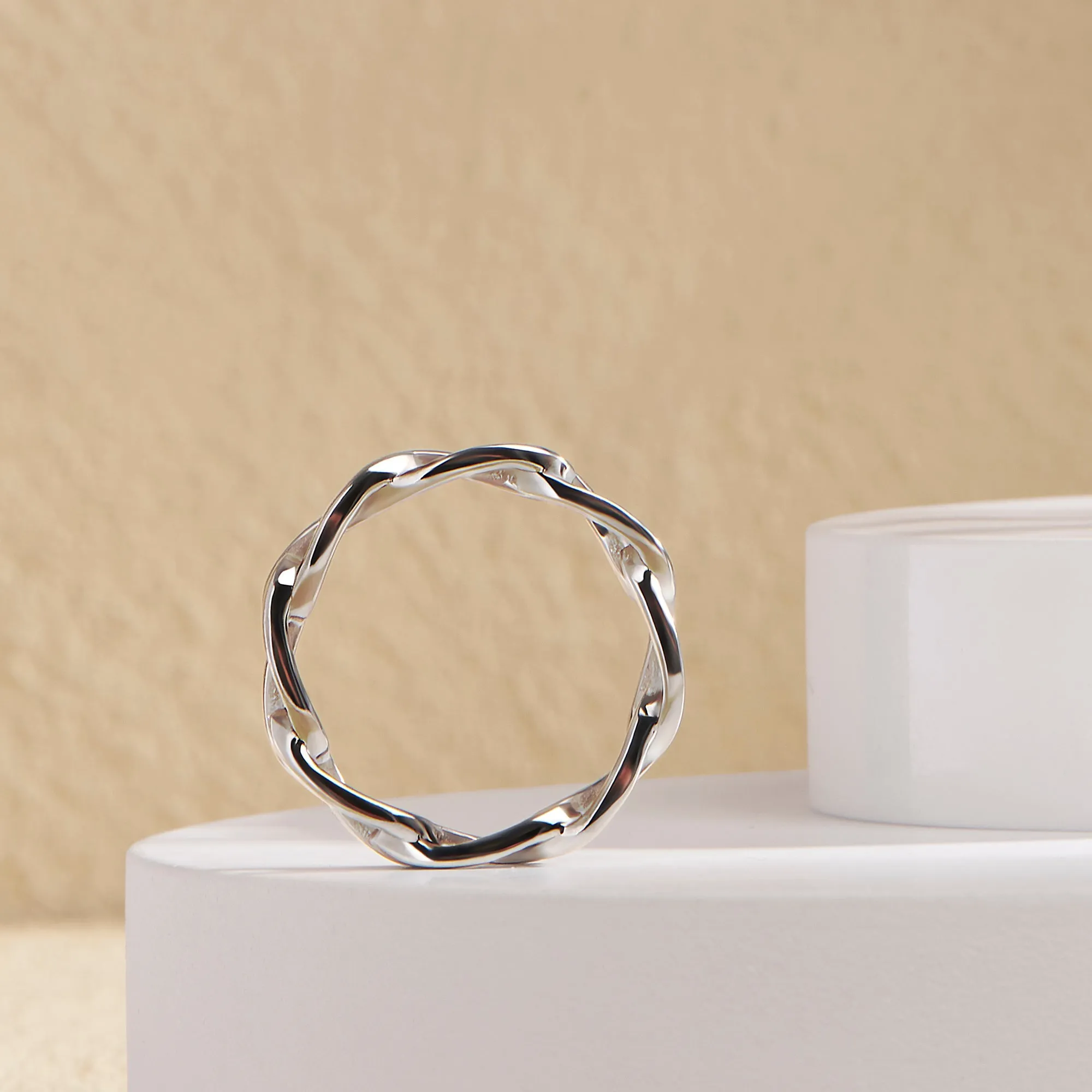 Minori Ring