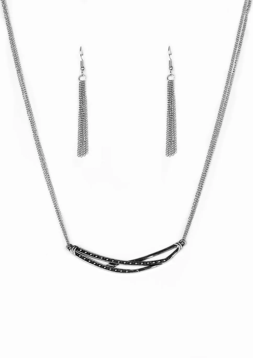 Moto Modern Silver Necklace Set