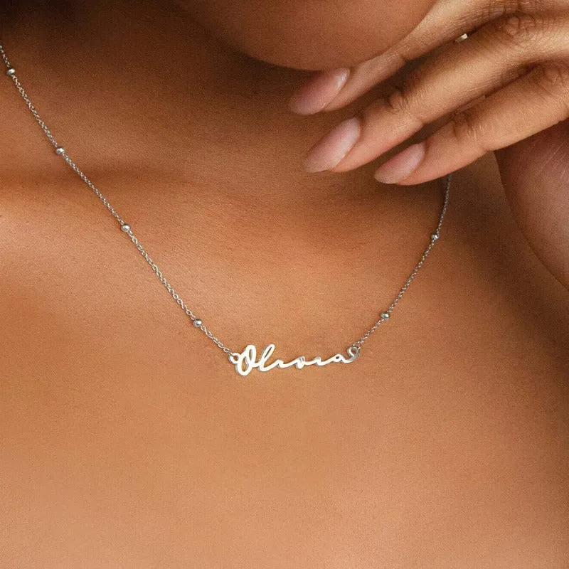 Personalized Touch With Fashionable Name Necklace