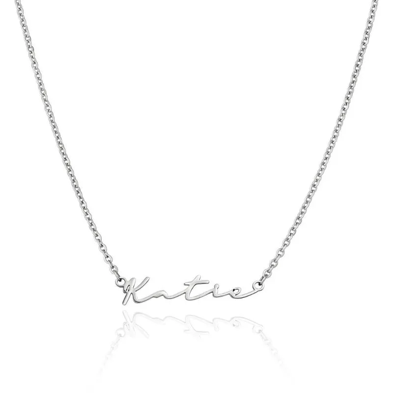 Personalized Touch With Fashionable Name Necklace