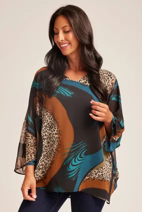 Saloos Batwing Shape Top with Necklace