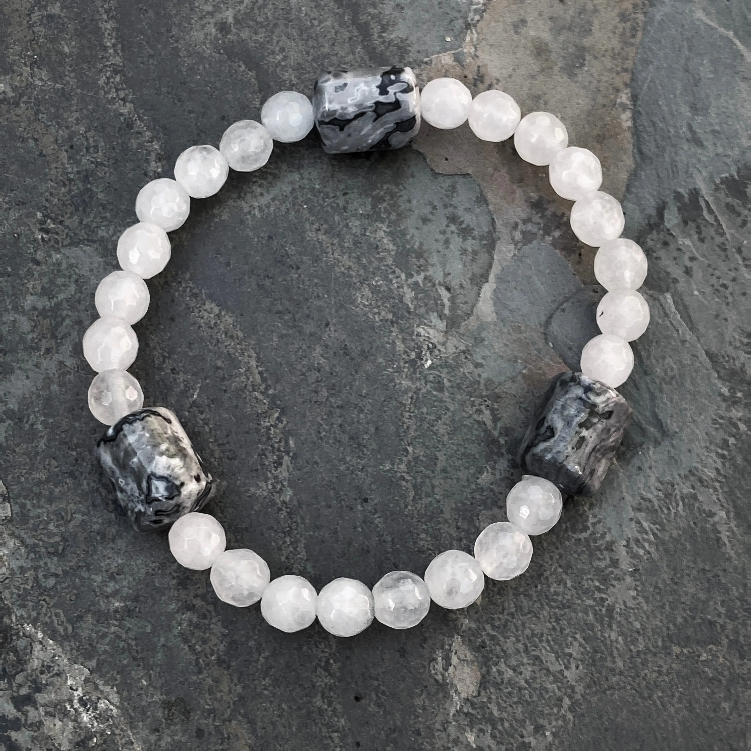 Women's White Jade & Snakeskin Jasper Gemstone Stretch Bracelet